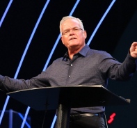 Bill Hybels