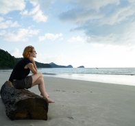 Frau am Strand