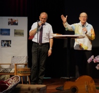 George Verwer (rechts) predigte beim 60-jhrigen OM-Jubilum beim OM-Freundestreffen