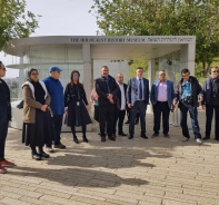 Eine Delegation von Journalisten aus Marokko, Irak, Jemen Syrien und dem Libanon besuchten das israelische Aussenministerium.