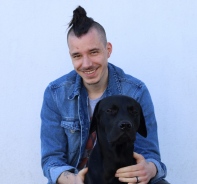 Florian Stucki mit seinem Hund