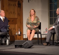 CVP-Nationalrat Christian Lohr (links) und Autorin Birgit Kelle mit Moderator Patrick Rohr