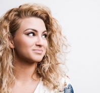 Tori Kelly