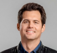 Kristoffer Polaha