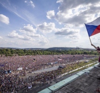 Demonstration in Prag