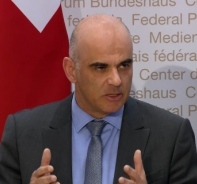 Bundesrat Alain Berset trifft sich am 19. Mai 2020 mit Kirchenvertretern.