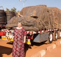 Missionarin Katee Sheppard betet fr LKW-Fahrer