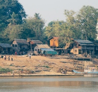 Dorf und Kirche in Myanmar