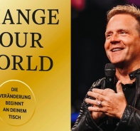 Buch Change your world und Leo Bigger